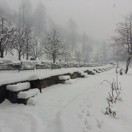 Himalayan Riverside Resort, Manali 외부 사진