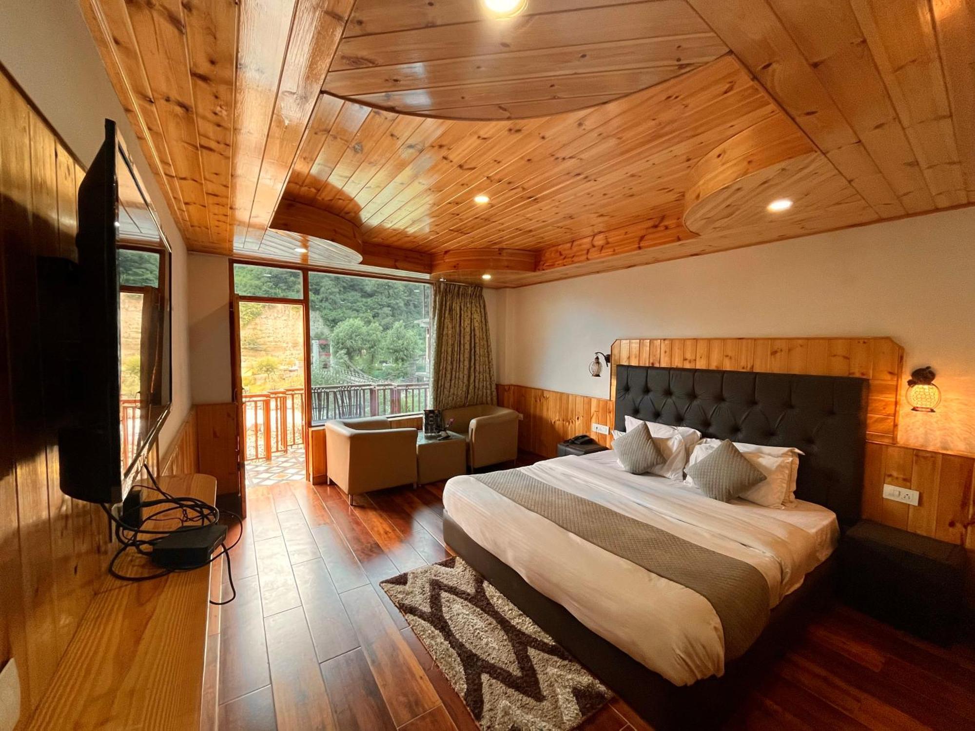 Himalayan Riverside Resort, Manali 외부 사진