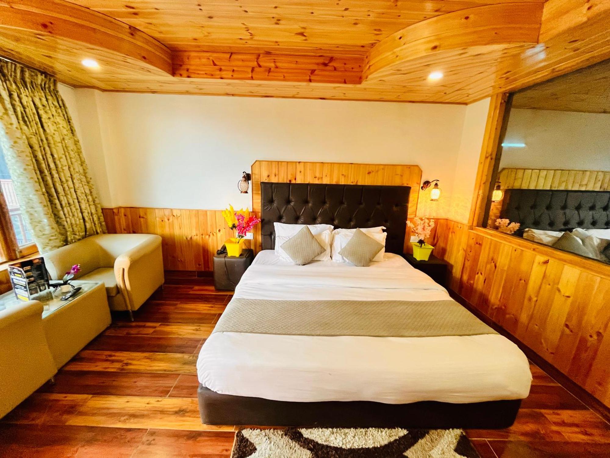 Himalayan Riverside Resort, Manali 외부 사진