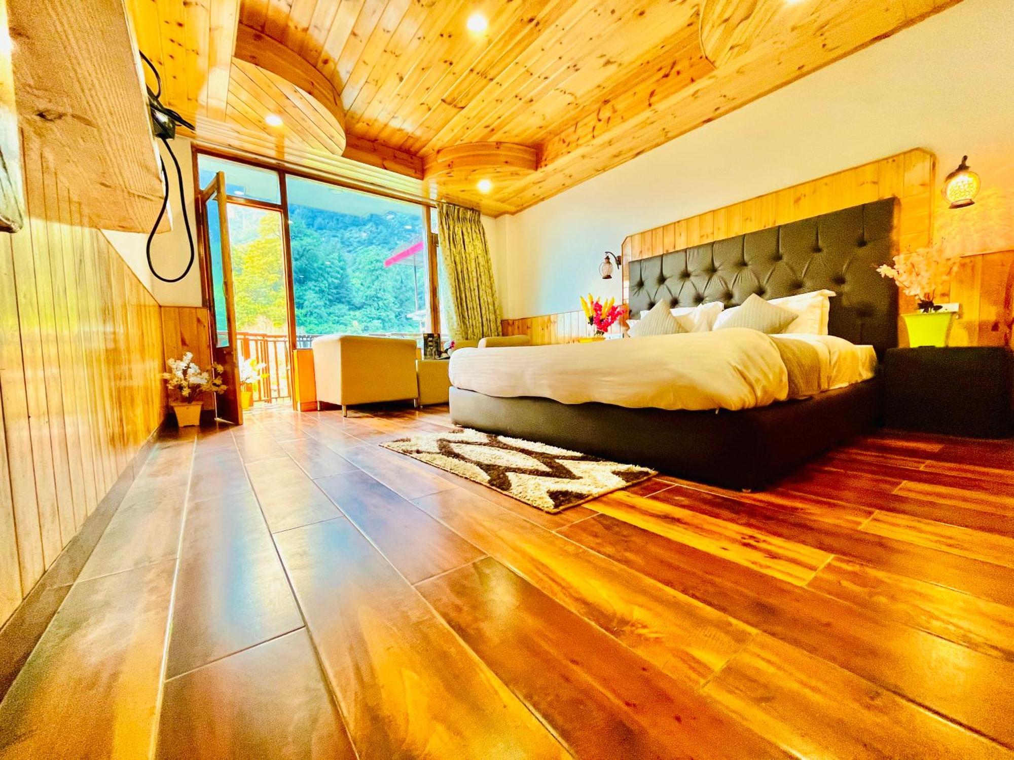 Himalayan Riverside Resort, Manali 외부 사진