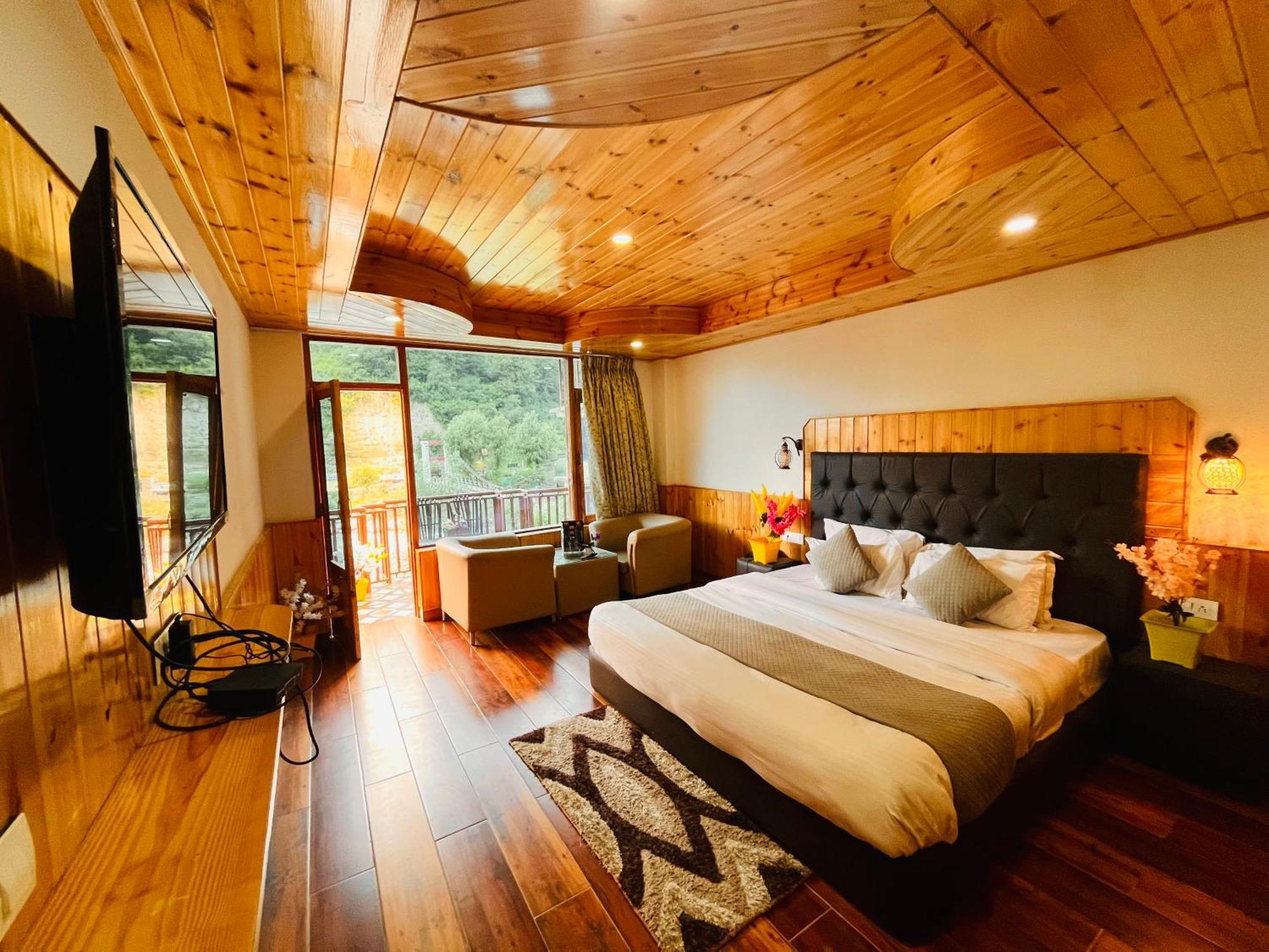 Himalayan Riverside Resort, Manali 외부 사진