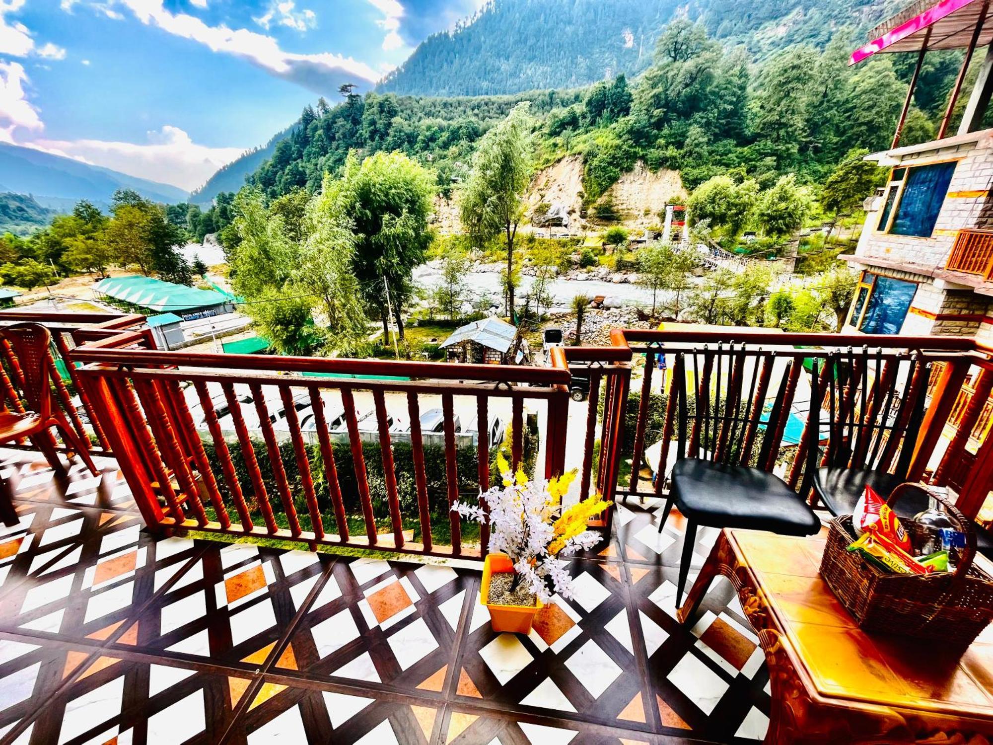 Himalayan Riverside Resort, Manali 외부 사진