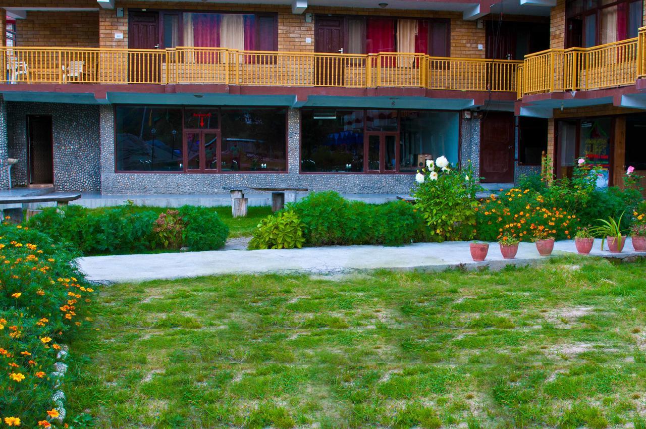 Himalayan Riverside Resort, Manali 외부 사진