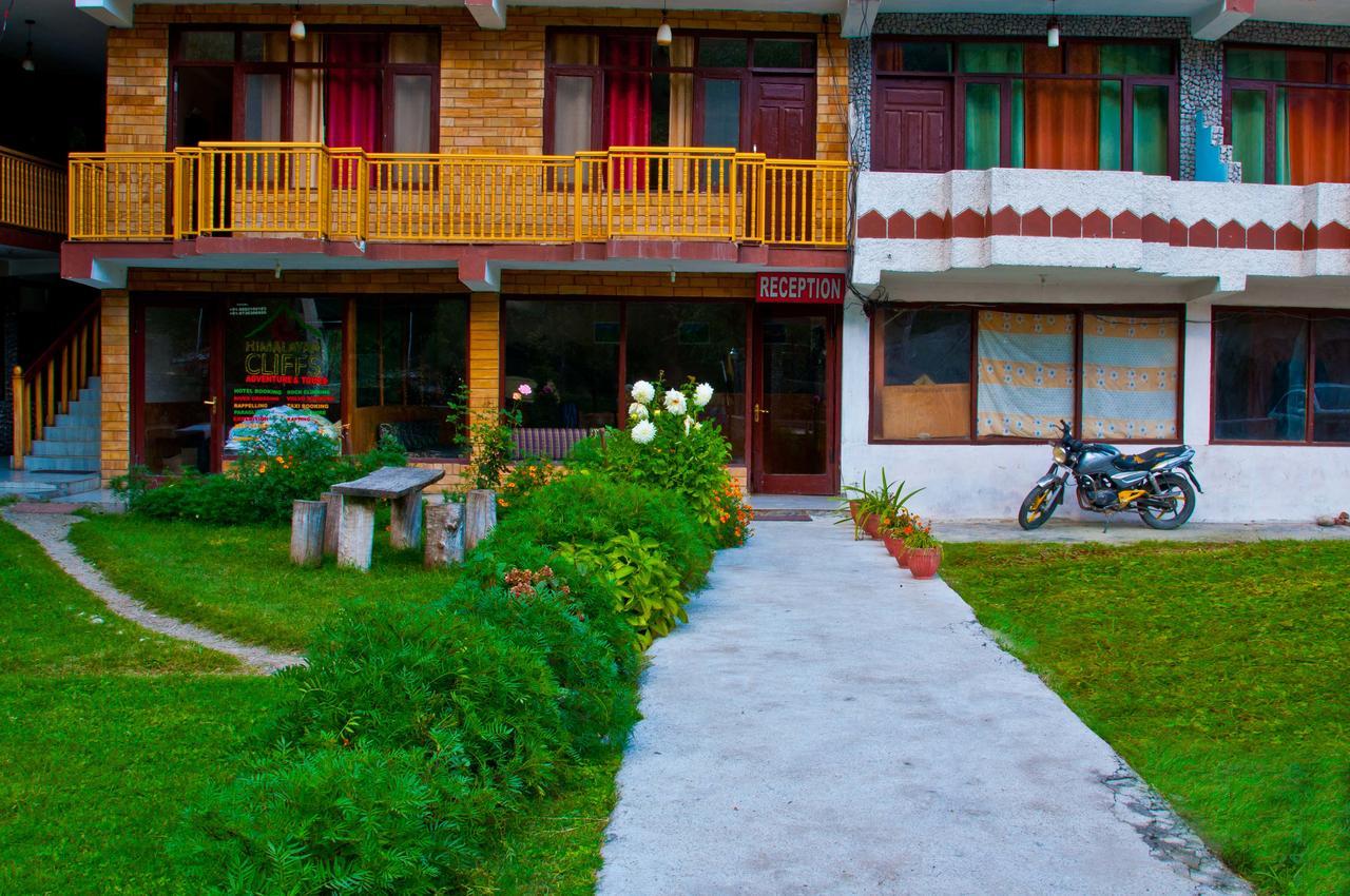 Himalayan Riverside Resort, Manali 외부 사진